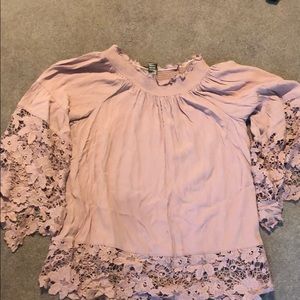 Blouse with flower detailing